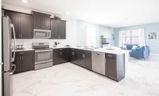 Last Minute Disney Getaway! Private Pool, Hot Tub & Games Room. Book Now! #41935 - 3
