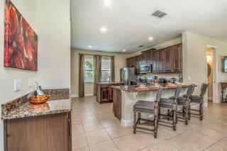 Last Minute Disney Getaway! Private Pool, Hot Tub & Games Room. Book Now! #39430 - 3