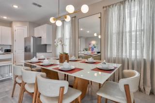 Last Minute Disney Getaway! Private Pool, Hot Tub & Games Room. Book Now! #92789 - Orlando - 1