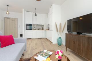 Classy Apartment in Gdynia Balcony & WIFI by Rent like home - Gdynia - 1