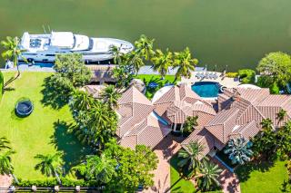 Majestic Waterfront Villa Venice of America Heated Pool Canal View Access Royal Key - 9
