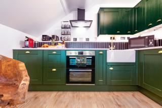 Fairytale Staycation - Near London by Damask Homes - Stapleford Tawney - 6
