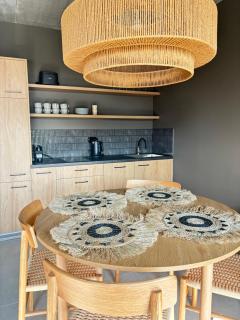Siedlisko na wydmach, w cenie sauna,podgrzewane jacuzzi,domki klimatyzowane,starlink internet,parking - Łeba - 4