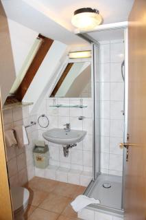 Hotel- Restaurant Zum Kleinen König - Bad Zwesten - 3