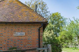 Pond Cottage by Keepers Cottages - Egerton - 5
