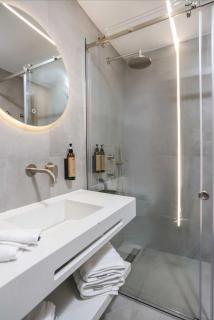 Petra Luxury Suites - Pefkohori - 3