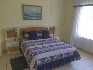 Cynthias Country Farm Stay 5 Bedroom - Hartbeespoort - 0