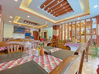 Hotel Himalayan BTS - 8