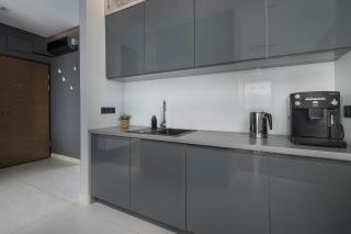 Stylish Apartment with Parking & AC in the Centre of Krakow Near Old Town by Noclegi Renters - 6