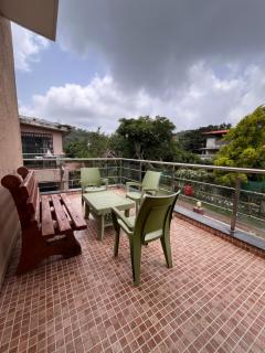 Royal Villa 1 - Lonavala 2BHK Bungalow with Pvt Swimming Pool - Lonavala - 4