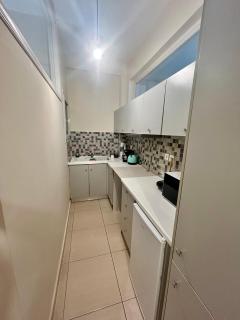 AKTIS apartment 4 near airport - Artemida - 7