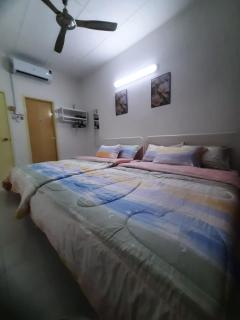 Cozy AiZHome - Balik Pulau - 4