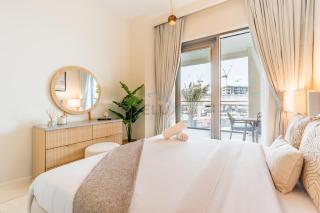 Lagoon and Beach Access, Near Festival City Mall, Mins From Downtown Dubai, Rosewater at Creek Beach Building 2, Creek Beach by Deluxe Holiday Homes - 5