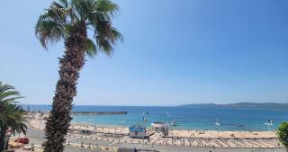 Apartment with terrace at the foot of the beach - Saint-Raphaël - 0