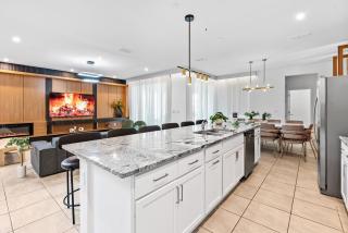 2025 New Home 8 Bedrooms At Solara Resort - 6