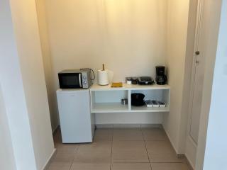 AKTIS apartment 1 near airport - Artemida - 2