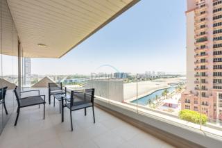 Near Dubai International Cricket Stadium, Minutes drive to Mall of the Emirates, The Matrix Tower, Sports City By Deluxe Holiday Homes - 4