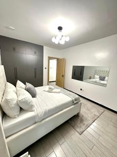 1 Bedroom Chic Haven - Free parking, reliable WiFi, gym, spacious room and kids' play area - 1