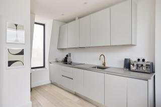 The Skylight One-Bed at Elspeth Road - Londra - 9