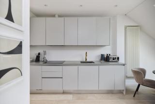 The Skylight One-Bed at Elspeth Road - Londra - 3