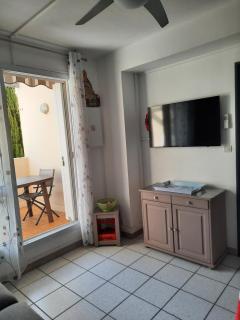 Joli et Spacieux Appartement - 3