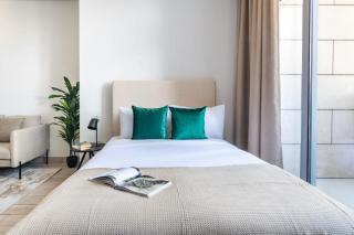 Silkhaus Modern Studio with Balcony in Burj Daman - Dubaï - 3