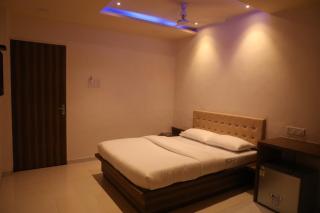 Galaxy inn By Glitz Hotels - Mumbai - 6
