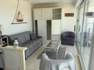 Apartment facing the large beach - 4