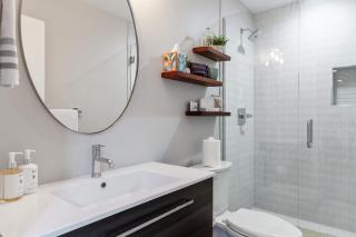 LuxuryDenver Studio w Hot Tub 2 Mi to Downtown - 4