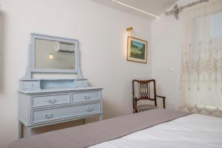 Arco Collection - 1