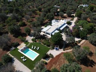 Spacious Villa with Pool in Brindisi, 200 m² - 0