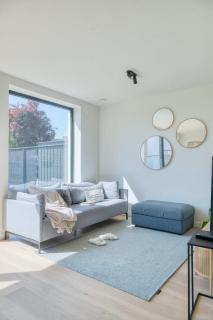 Beautiful 3-Bedroom Home with Garden & Parking - Deinze - 6