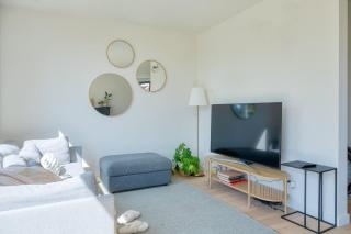 Beautiful 3-Bedroom Home with Garden & Parking - Deinze - 1