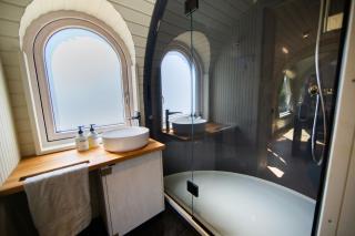 The Lodges - Waresley Park Estate - - 1