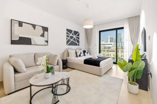 Holiday Boulevard - Stylish Upgraded Studio - Designer Touches in JVC - 8