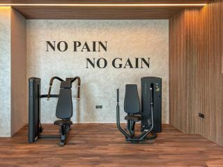 Holiday Boulevard - Stylish Upgraded Studio - Designer Touches in JVC - 1