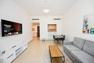 Stylish 1BR Apartment - Central Location in JVC - Balcony - Holiday Boulevard - 0
