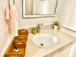 Luxury apartment unit, Bacolod city - Bacolod - 5