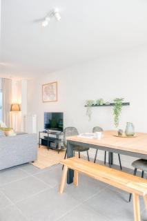 Charming & Central Stay with Terrace - Gand - 8