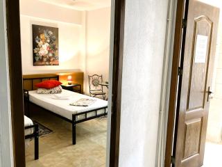 Taxi Hostel - Otopeni - 4