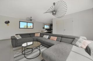La Villa Sainghin - Piscine et Jacuzzi Privé - Sainghin-en-Mélantois - 8