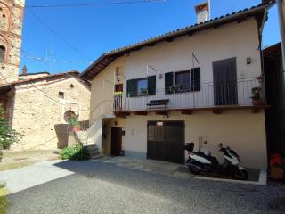 Salita al castello - Rossana - 7