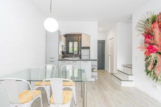 Milenial Immo Triangle - House with barbecue and swimming pool - 9
