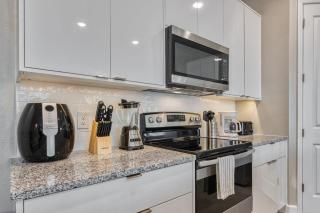 Last Minute Disney Getaway! Private Pool, Hot Tub & Games Room. Book Now! #81955 - 2