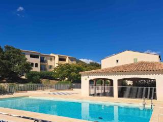 Superbe Appartement climatisé dans résidence avec Piscine et parking - Le Plan-de-la-Tour - 9