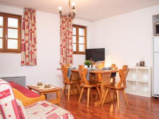 Appartement Confortable 3 Pièces avec Piscine - 8 Personnes - Vignec Village, Proche Saint-Lary-Soulan - FR-1-504-18 - Vignec - 0