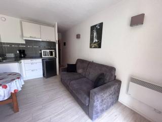 Studio montagnard avec balcon et parking à Cauterets - FR-1-812-12 - 0