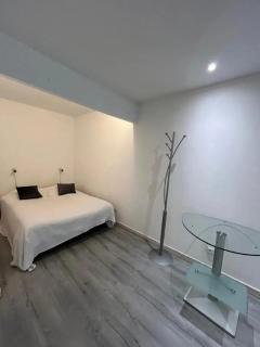 Studio with Terrace near Beach - Nice - 1