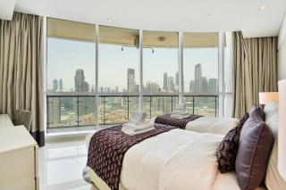 Stylish 2BR - Near Burj Khalifa & City Views - 4