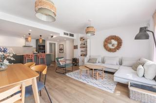 Feel Welcome Barcelona Beach House - Castelldefels - 0